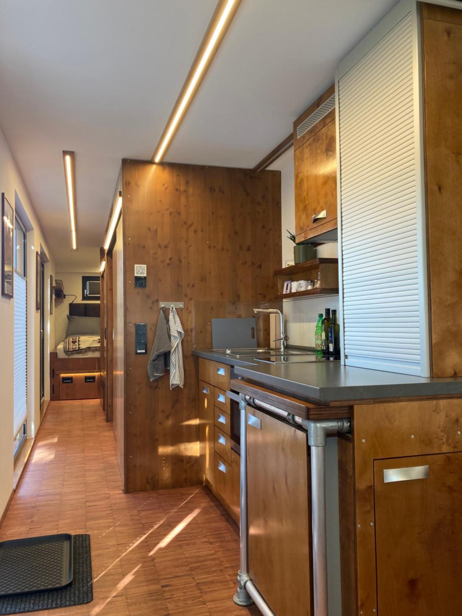 Tiny House Im Seecontainer Mit Parkplatz, Glasfaser, Netflix, Veranda Und Gehobener Ausstattung Coburg Exterior foto