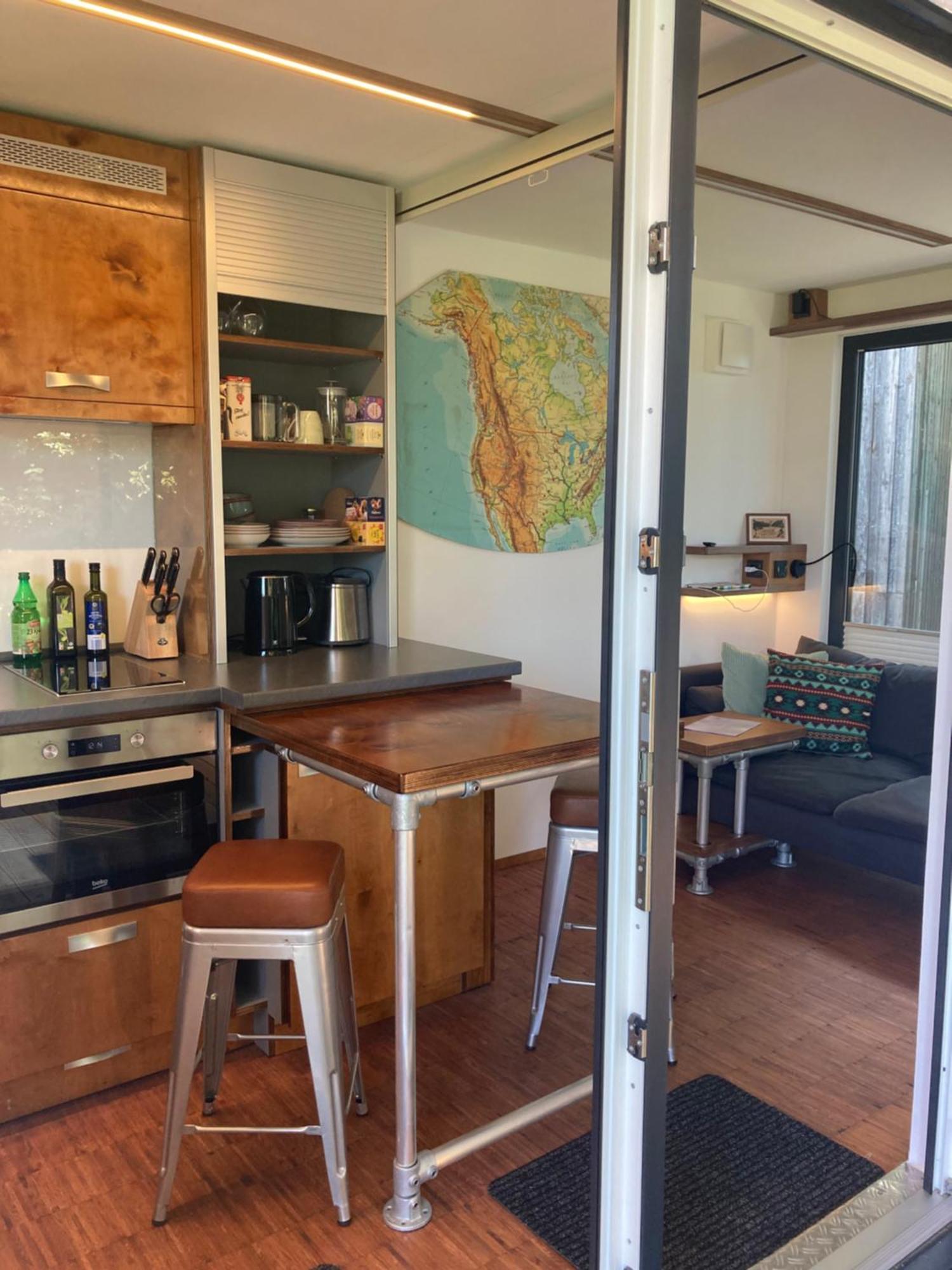 Tiny House Im Seecontainer Mit Parkplatz, Glasfaser, Netflix, Veranda Und Gehobener Ausstattung Coburg Exterior foto