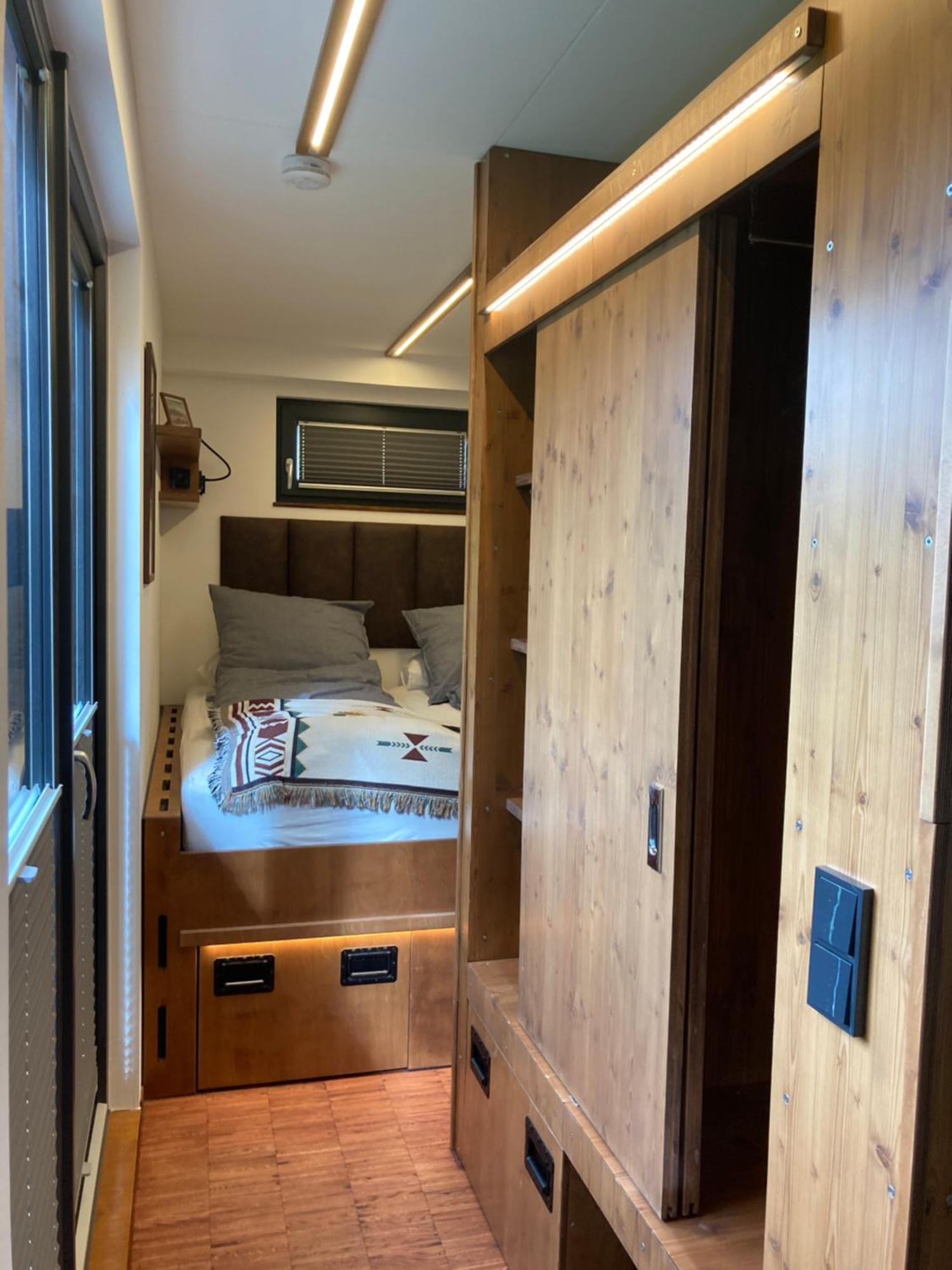 Tiny House Im Seecontainer Mit Parkplatz, Glasfaser, Netflix, Veranda Und Gehobener Ausstattung Coburg Exterior foto